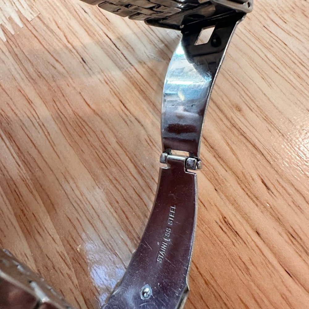 Authentic MICHAEL KORS Ritz Two Tone Watch MK5057 - Picture 6 of 6